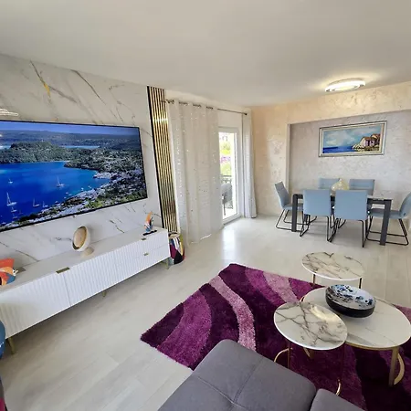 Lux Adriatica * Trogir